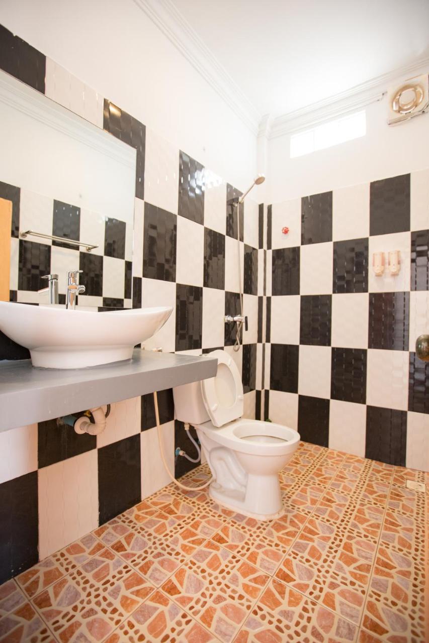 סיאם ריפ Pineapple Hostel מראה חיצוני תמונה
