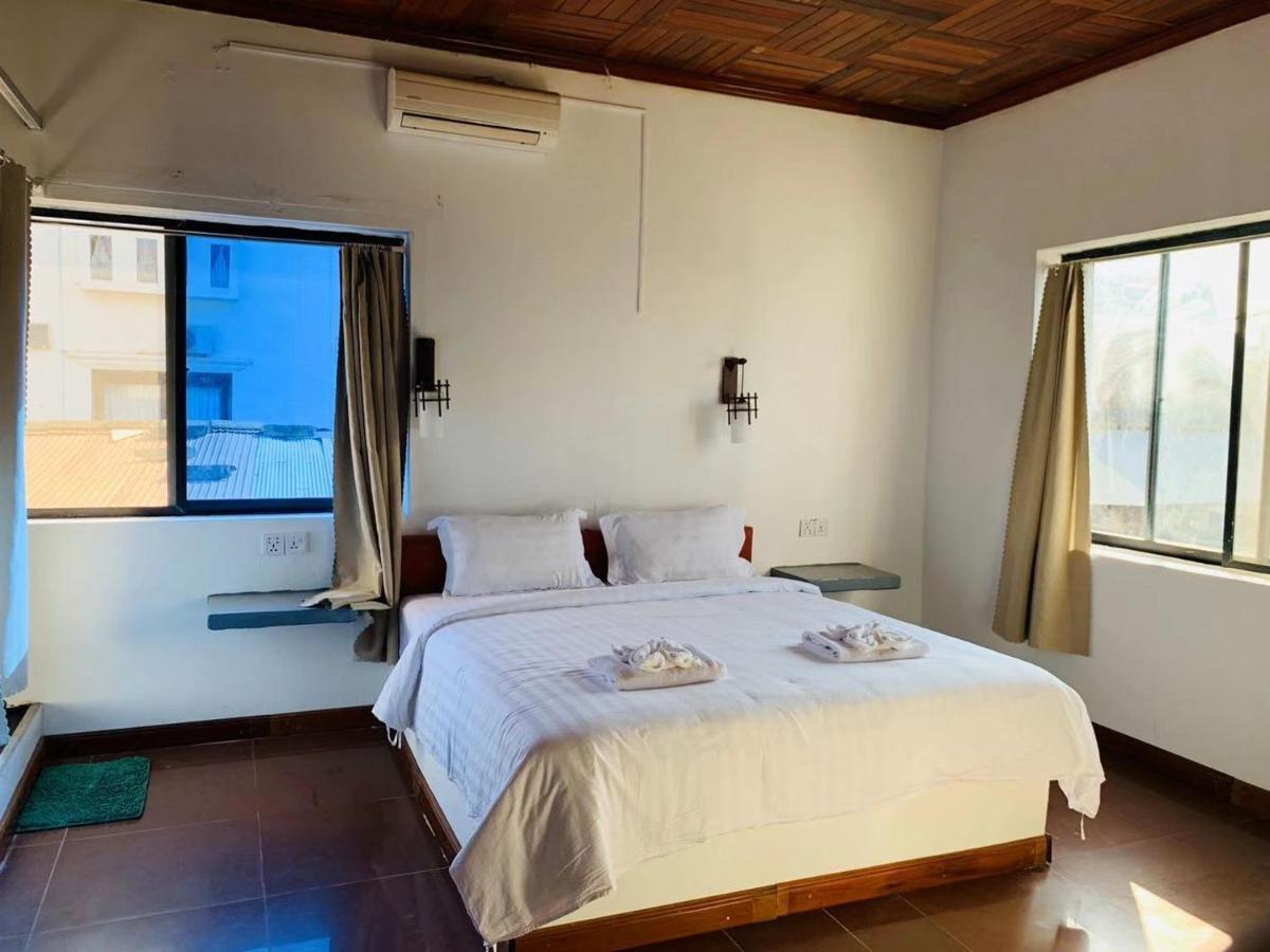 סיאם ריפ Pineapple Hostel מראה חיצוני תמונה
