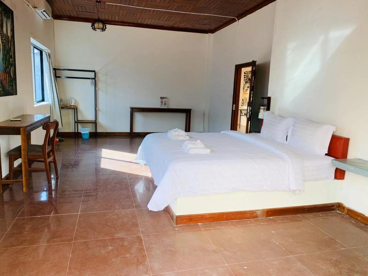 סיאם ריפ Pineapple Hostel מראה חיצוני תמונה